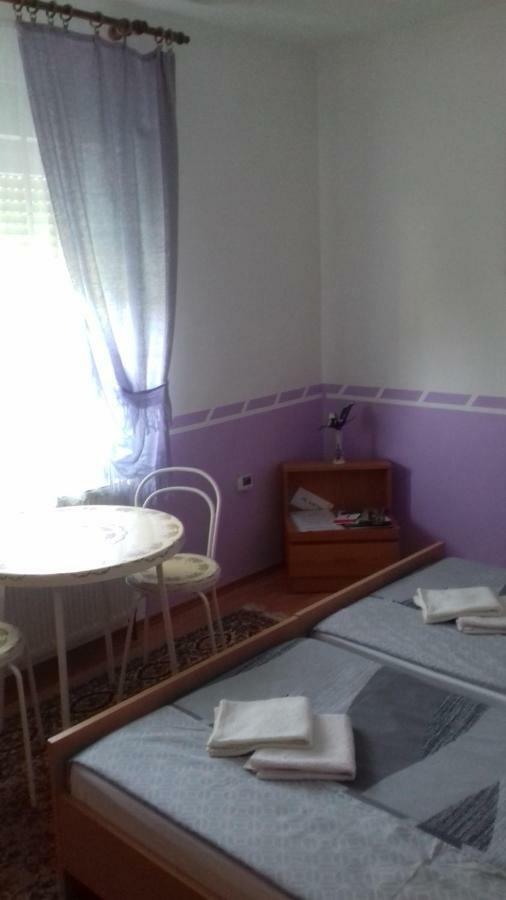 Gacka Rooms Vrhovine Exterior photo